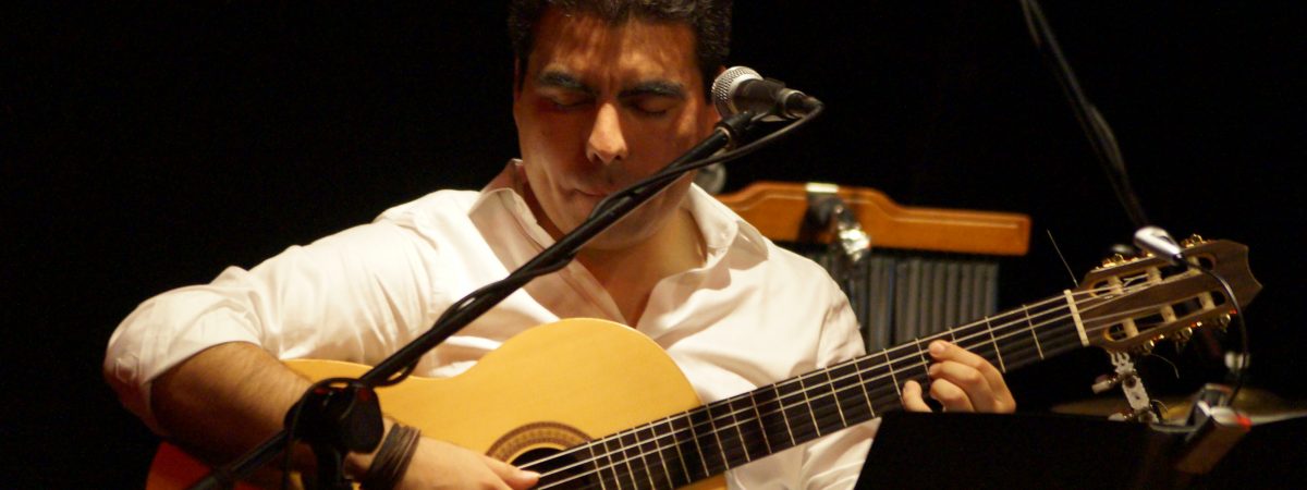 Juan Zamorano + Banda en Volantín RestoBar